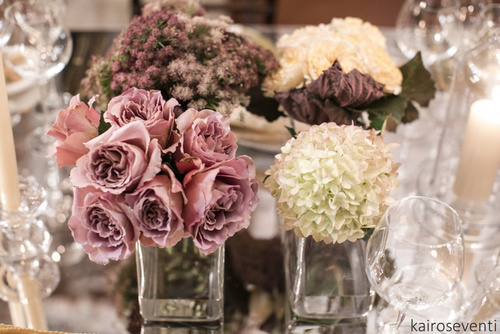 Dettagli matrimonio elegante, fiori e decorazioni per nozze gay Monferrato